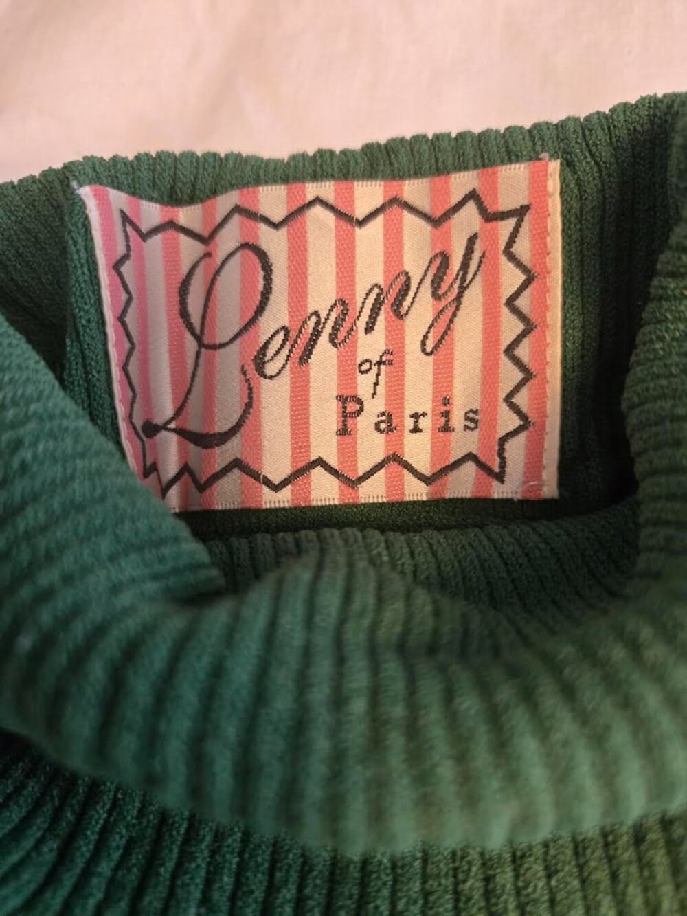 Pretty Emerald Green Poncho by Lenny of Paris
